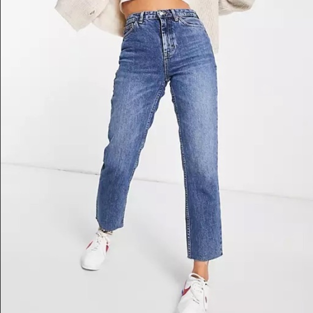 NWT Topshop Petite High Waisted Straight Leg Raw Hem Jeans